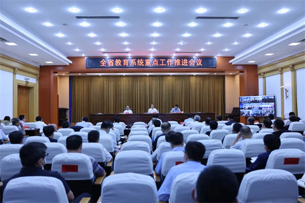 引领黑龙江数字营销变革：百度推广为企业提供全方位解决方案，打造高效营销生态 (黑龙江数字乡村示范县)