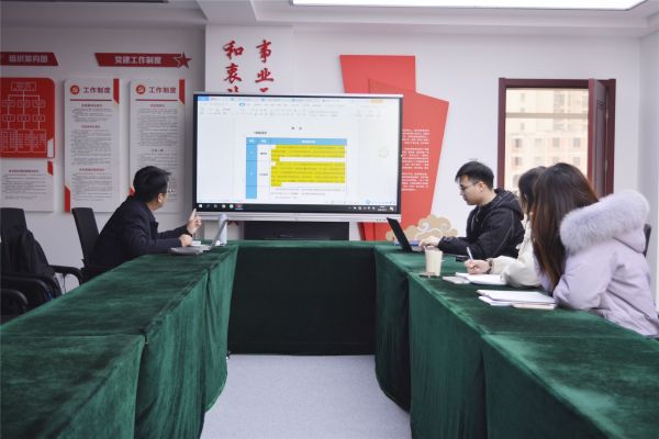 打造引人注目的网站推广策略：提高网站流量和参与度 (打造引人注目的句子)