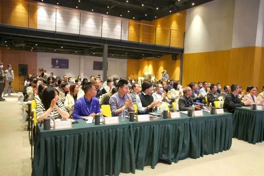 助力企业扬帆网络世界：上海网络推广指南 (助力企业扬帆出海)