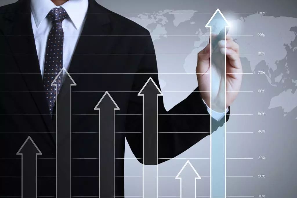 提升企业在线影响力：探索领先的 SEO 培训公司，打造成功的数字战略 (提升企业在线服务水平)